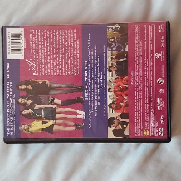 Pretty Little Liars The Second Complete Season & The First Complete Season - Picture 4 of 5